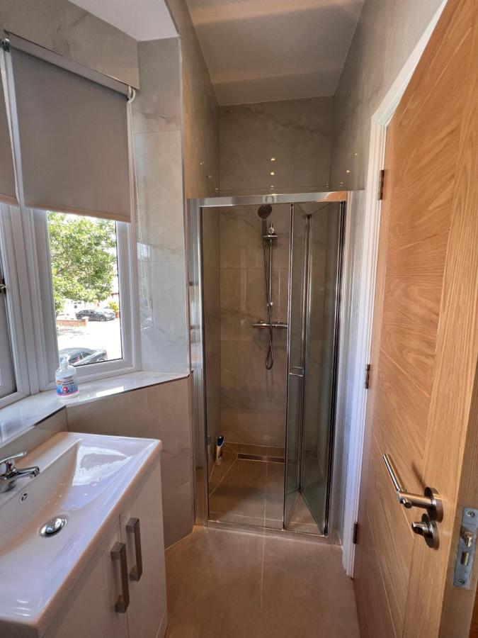 Gladstone Avenue Appartement