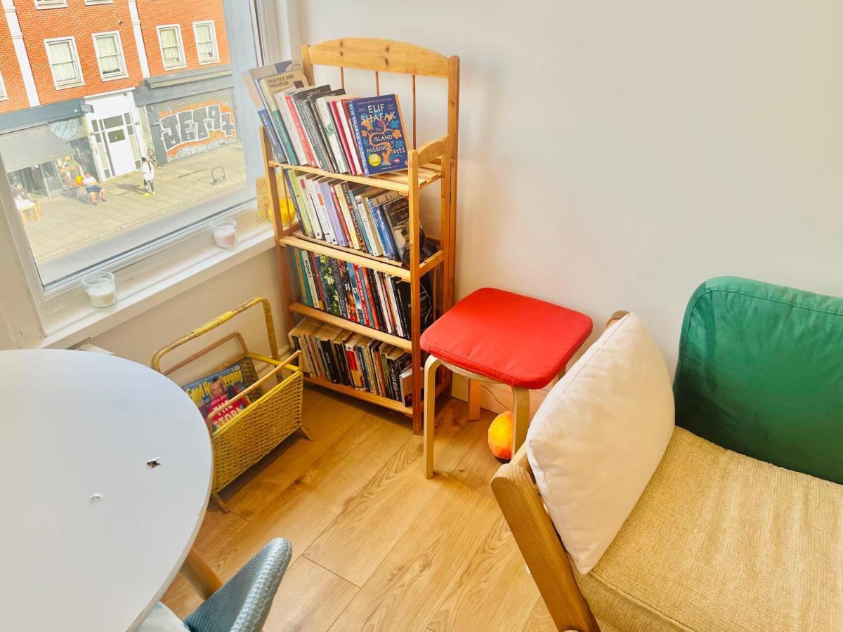 Appartement Very Lovely And 1-bed In Londres