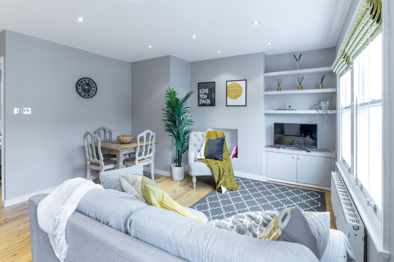 Stylish Shepherds Bush Flat Apartamento Londres