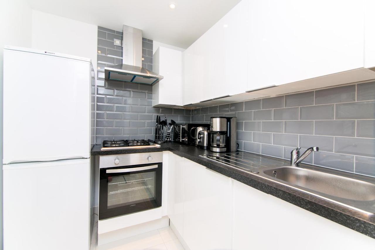 Chancery Lane Residenses Apartment *