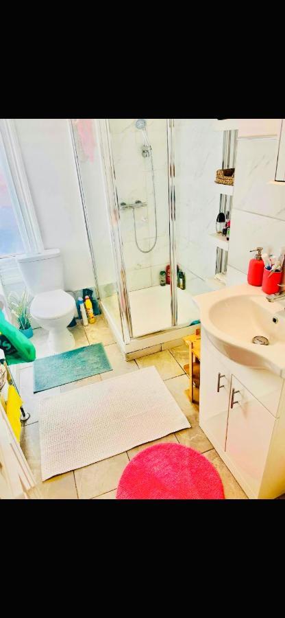 Appartement Very Lovely And 1-bed In