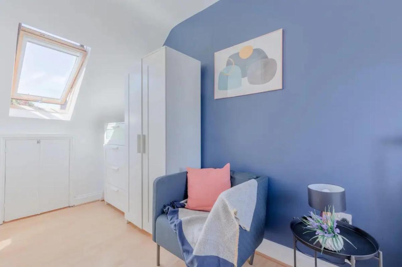 Casa de Férias Bright 2 Bedroom House In Kennington