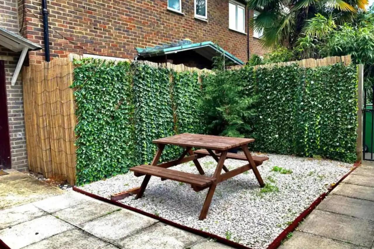 Bright 2 Bedroom House In Kennington Londres