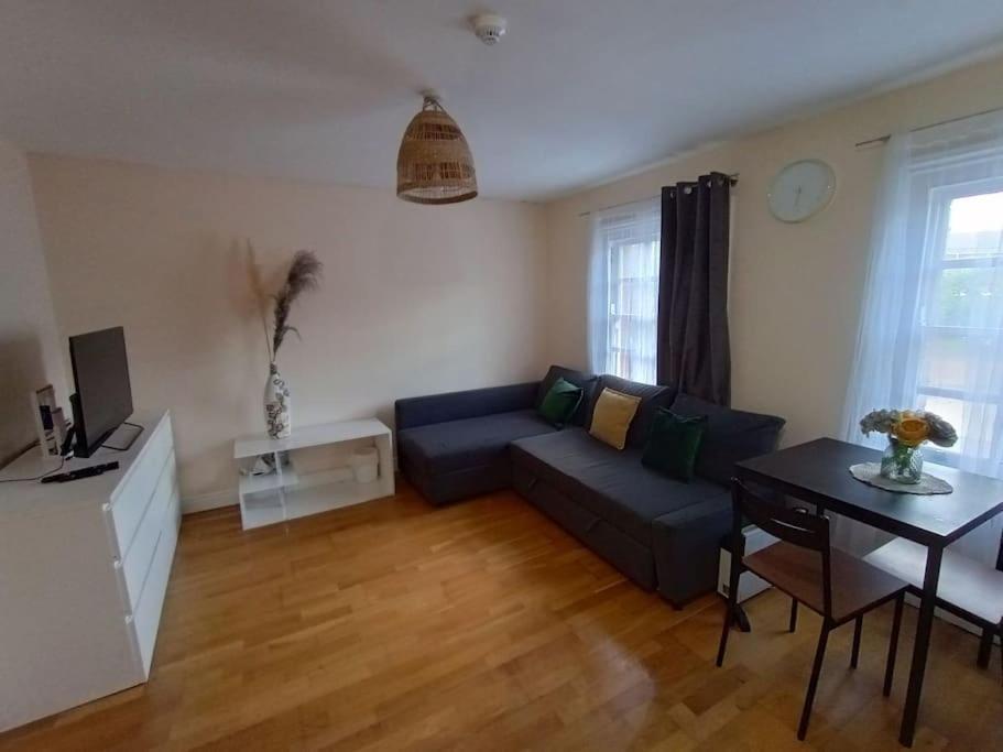 Apartamento 1- Bedroom Flat In London, Sleeps 4, Good Transport Link