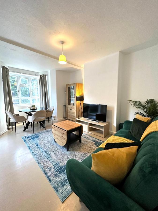 Charming 2-bed Flat With Balcony Close To White Westfield *