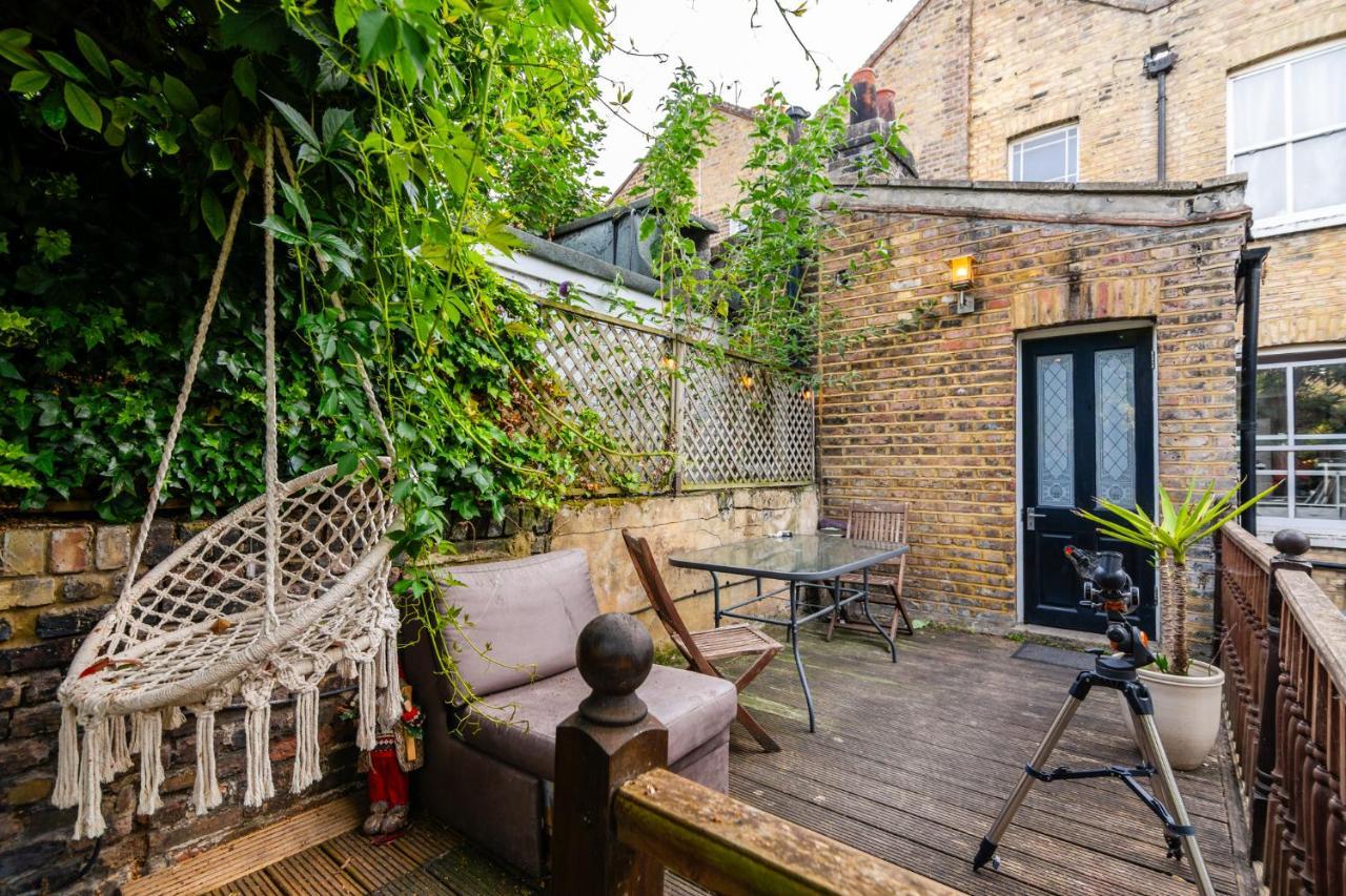 Accommodatie bij particulieren Double W/projector & Garden Hot Tub