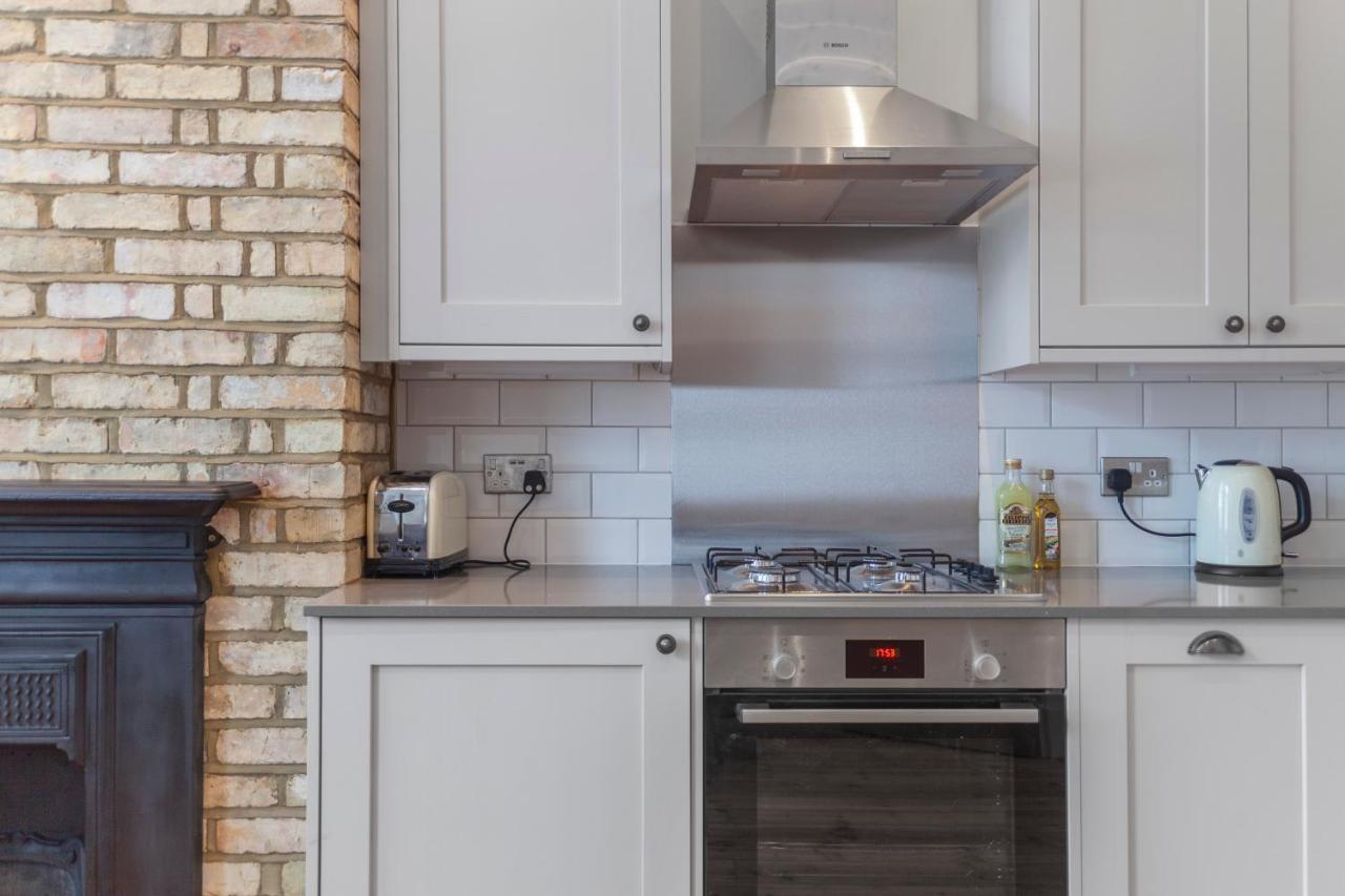 Stylish 1 Bdr Wcommunal Garden, Greenwich Appartement