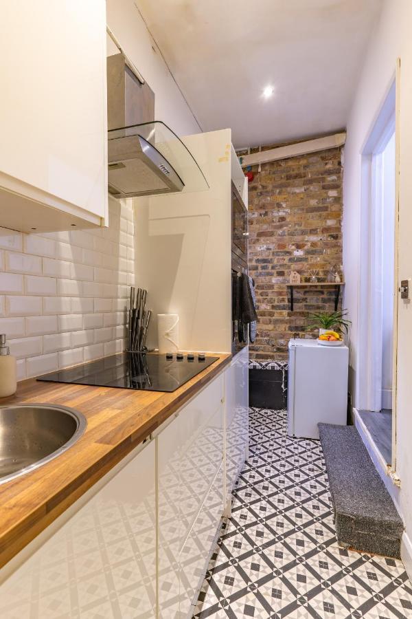 Prime Location - Cosy Near Emirates Stadium