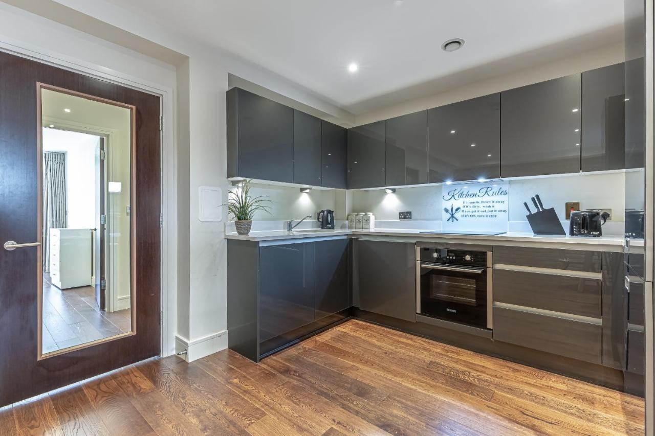 3 Bedrooms Close To Canning Town & Excel Apartamento Londres