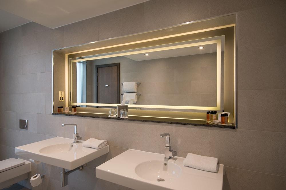 Clayton Chiswick Londen