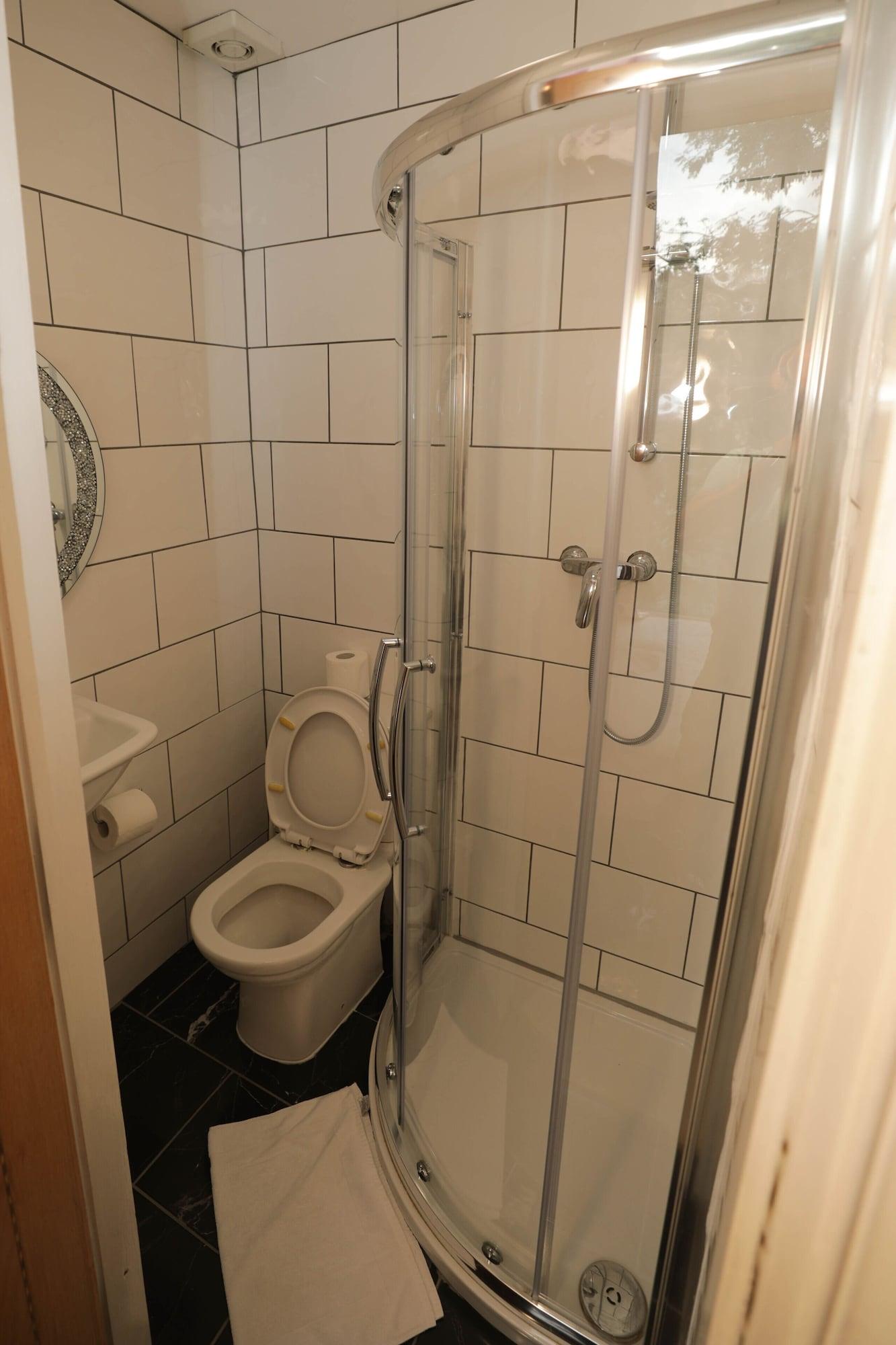 Holland Hotel 2*
