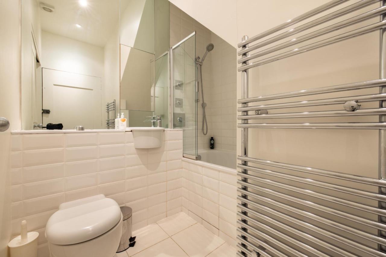 Stunning Notting Hill Apt, Beautiful Street Apartamento