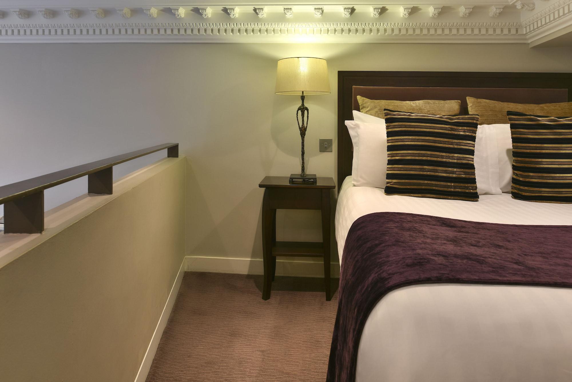 Fraser Queens Gate Apartahotel