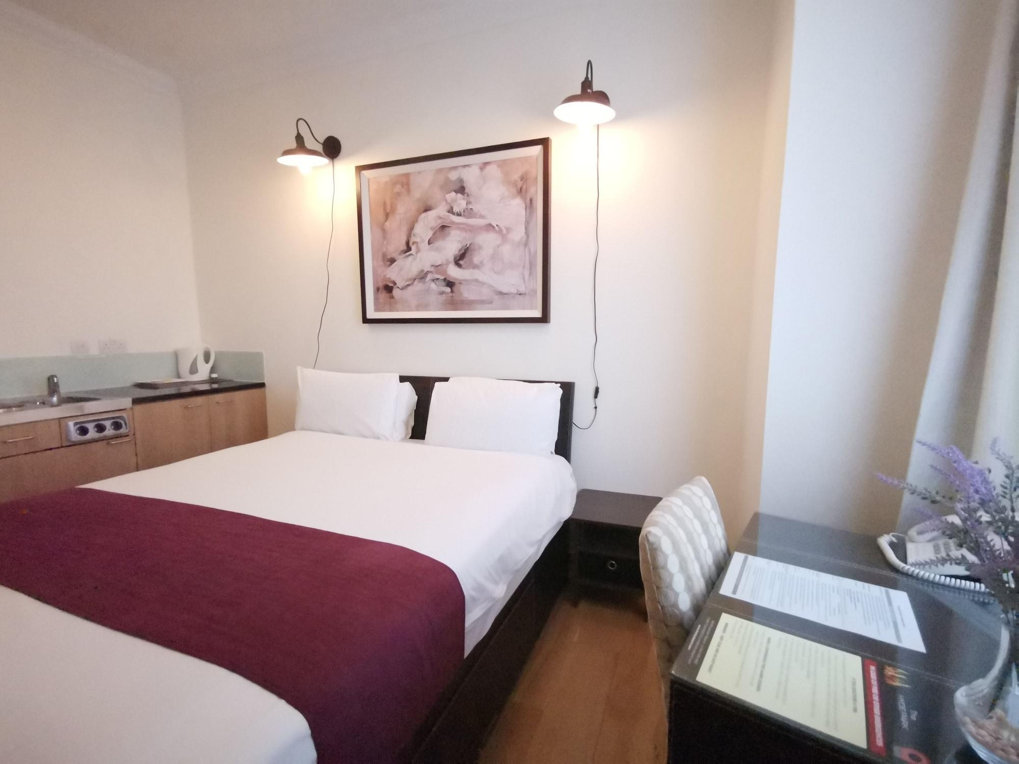 The Royale Chulan Hyde Park Hotel Londres