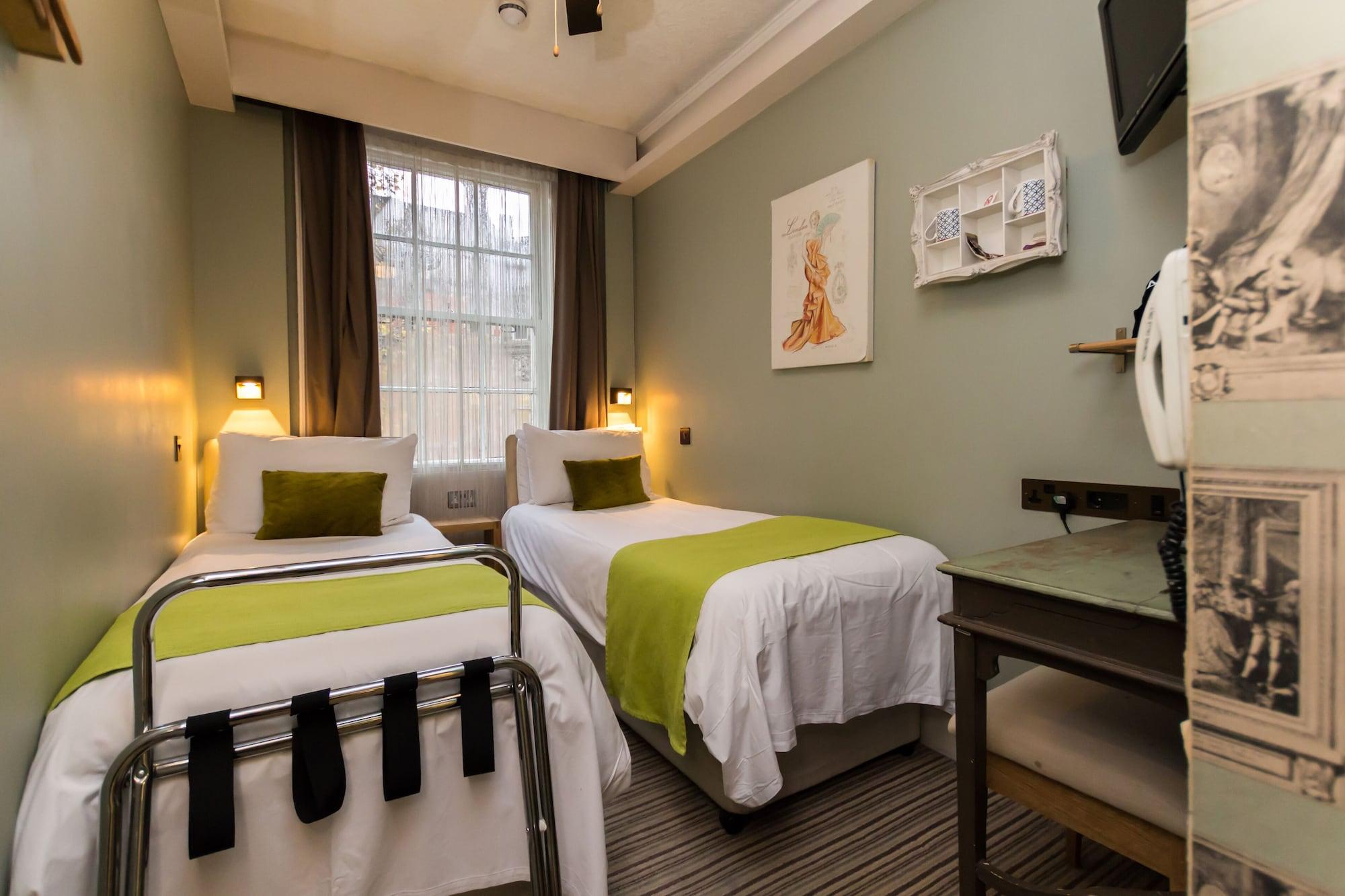 Hotel Arosfa By Compass Hospitality 3*
