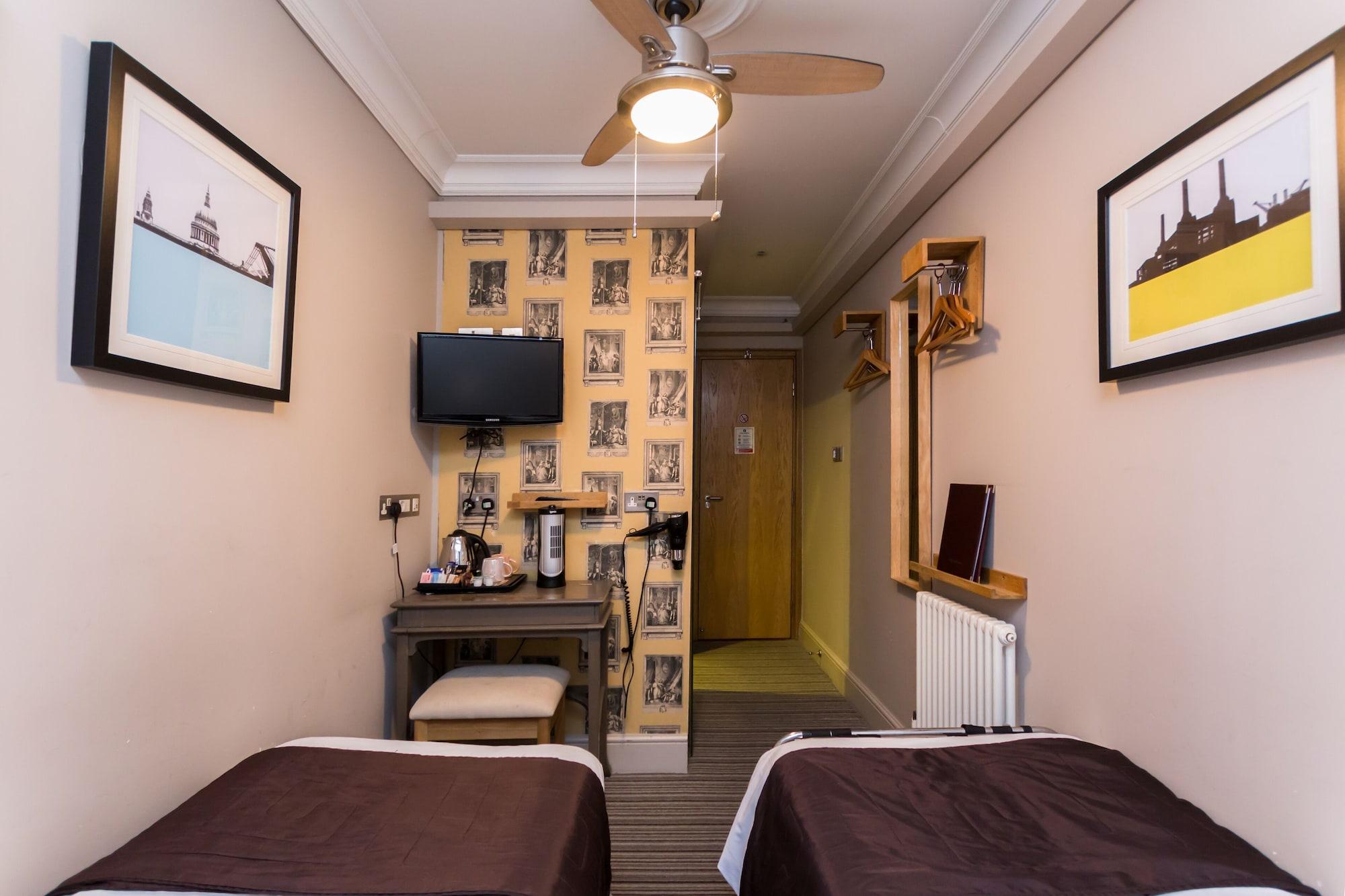 Hotel Arosfa By Compass Hospitality 3*
