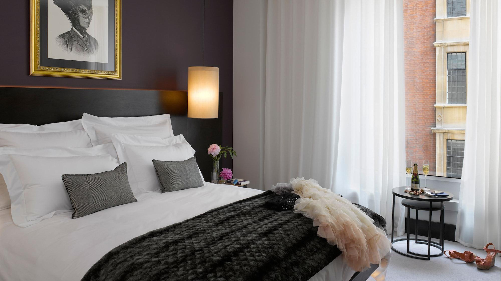 South Place 5*