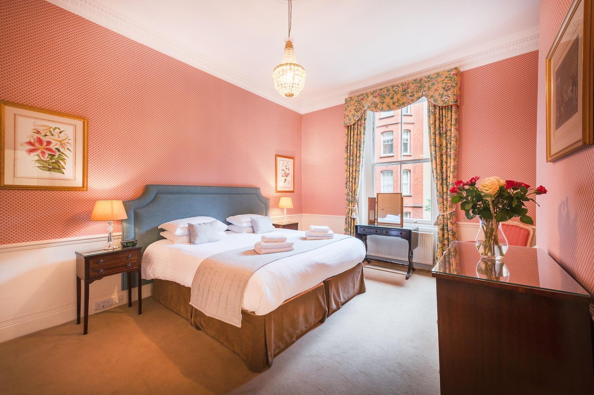 Aparthotel No1 The Mansions By Mansley 4*