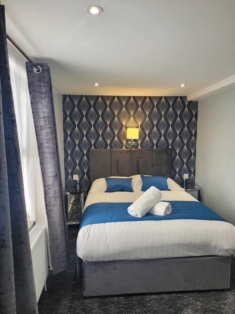 Hotel Mentone London