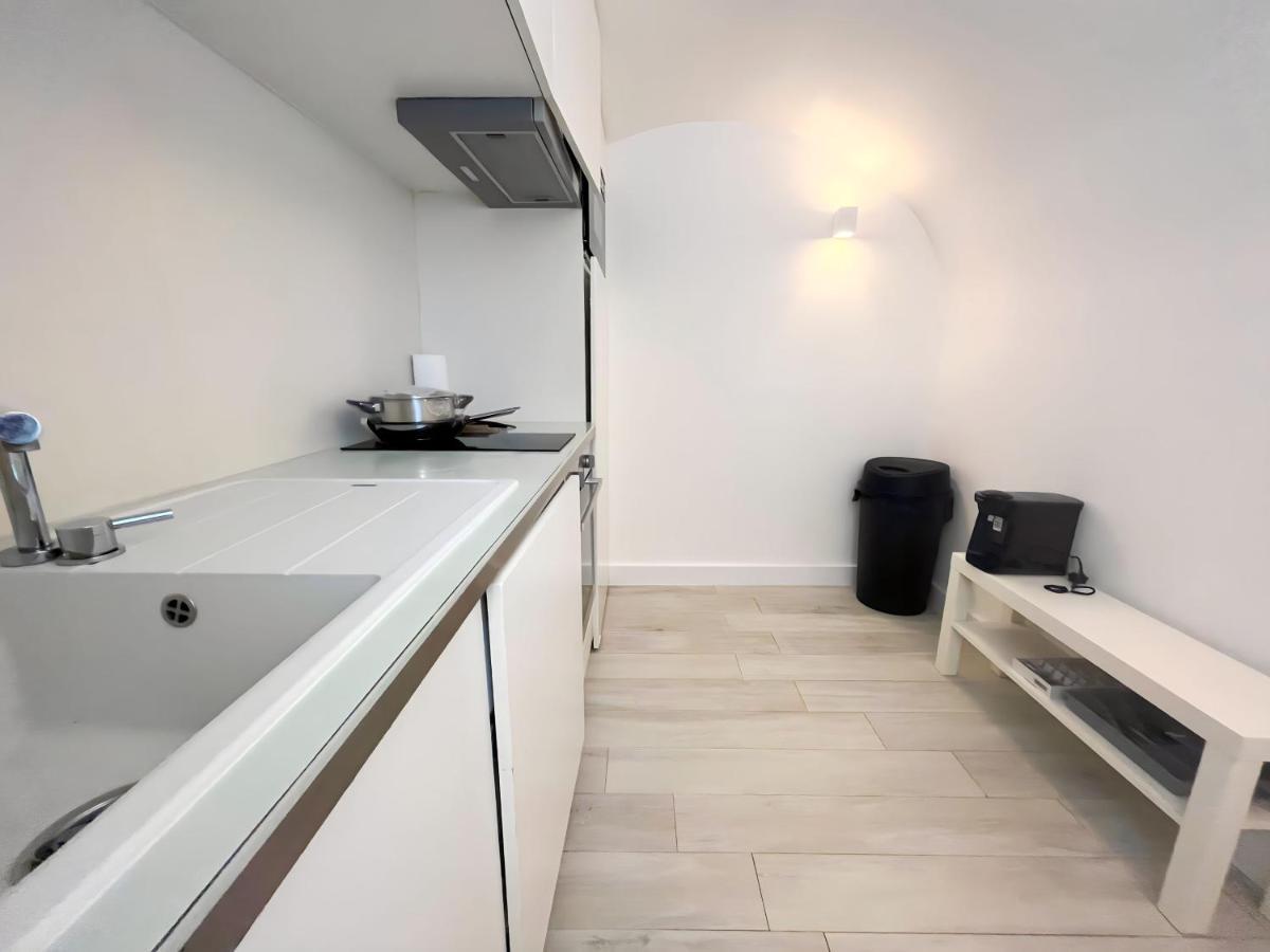 Hyde Park Two Bedroom *