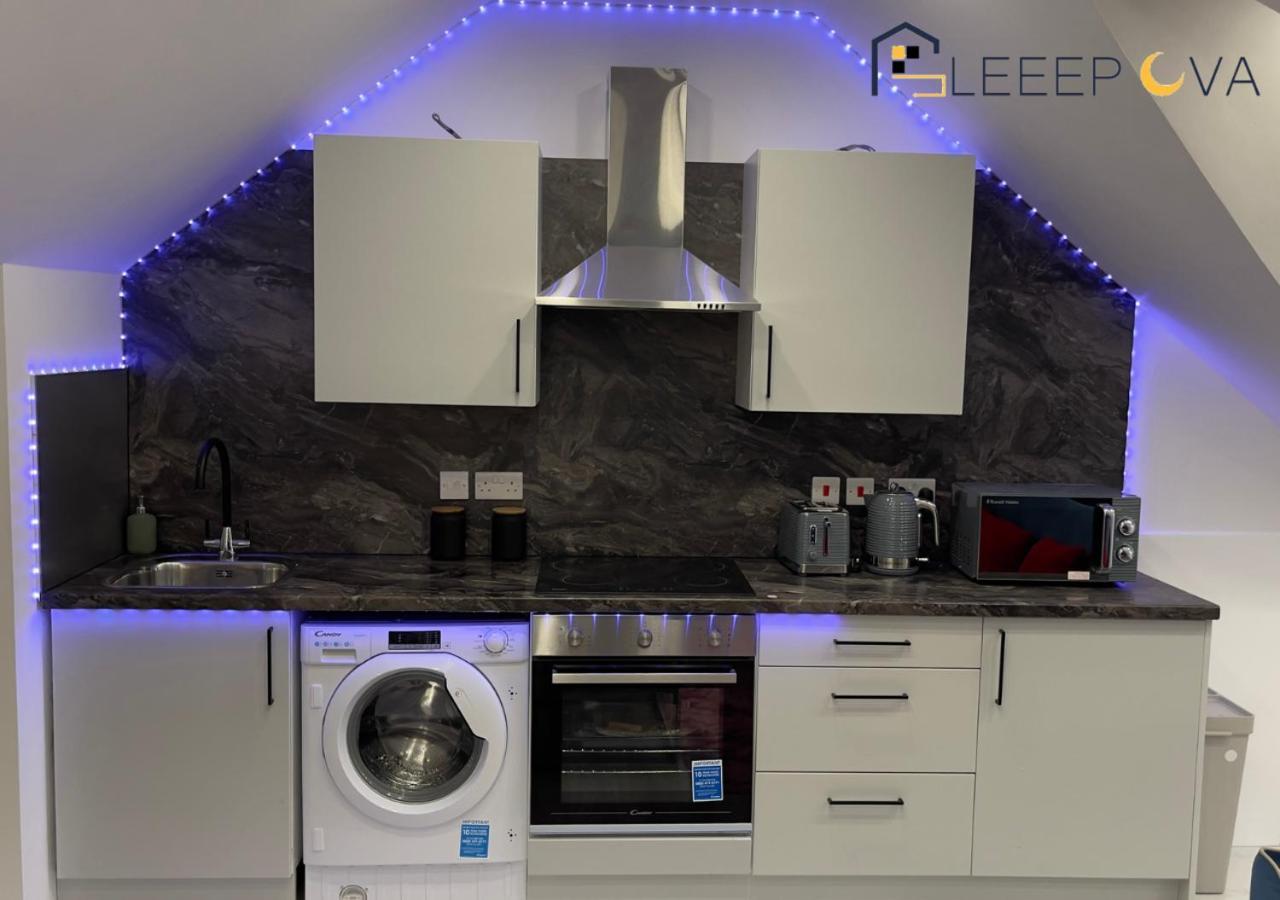 Last-minute Reserve L Premium Deals L Luxury & Modern 1 Bedroom 5plus Guests Couples Families Business Sleepova Short Lets & Serviced Appartement Londres