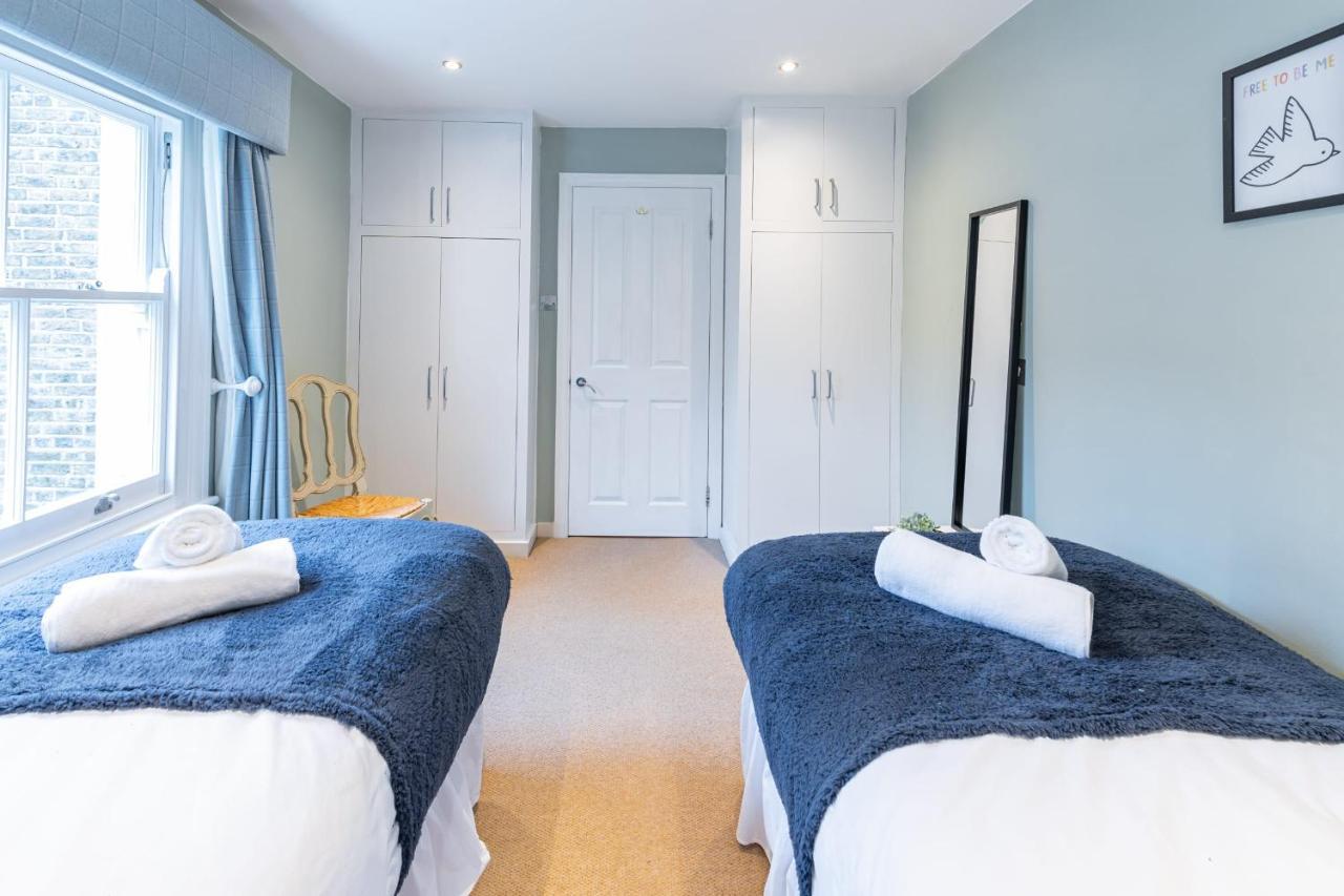 Stylish Shepherds Bush Flat Apartamento Londres