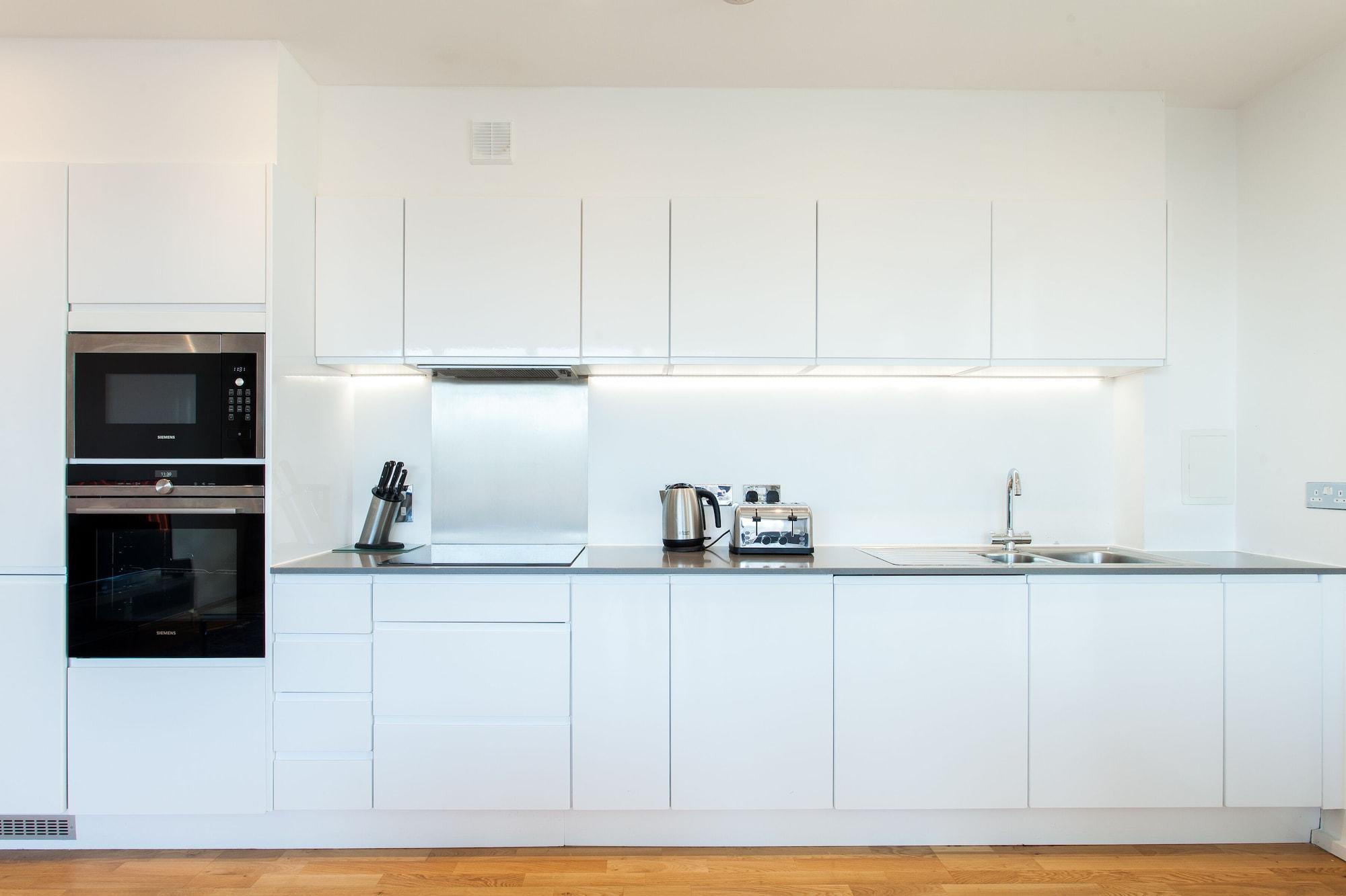 Clover Court By Aeria Apartment London