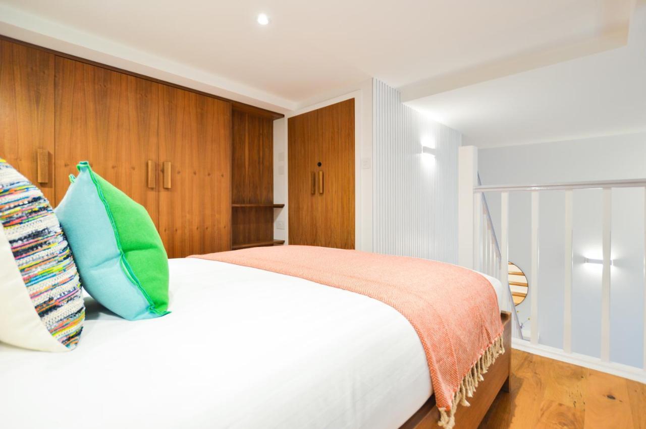 Spacious West Hampstead With Mezzanine Bedroom By Concept *