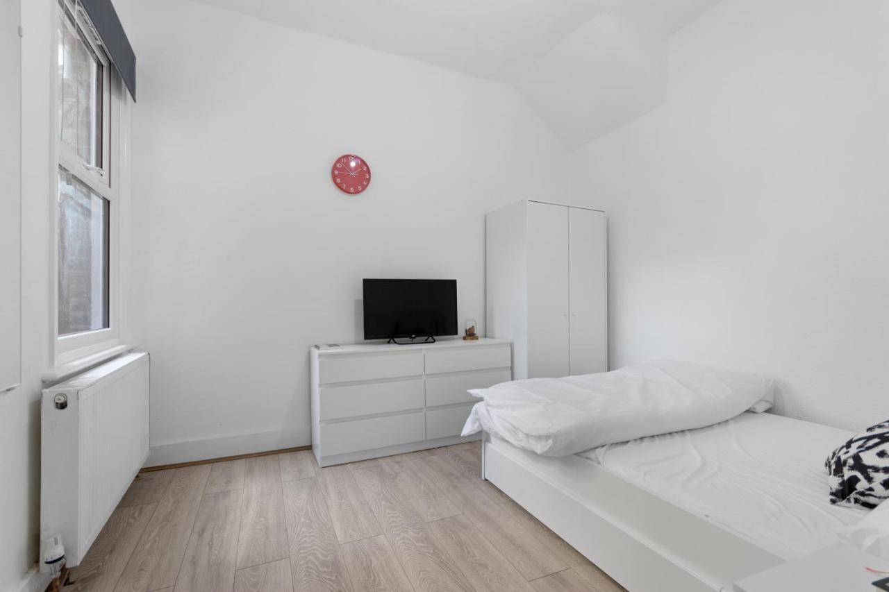 Fantastic 2bd Barking With Links To The City! * Londres