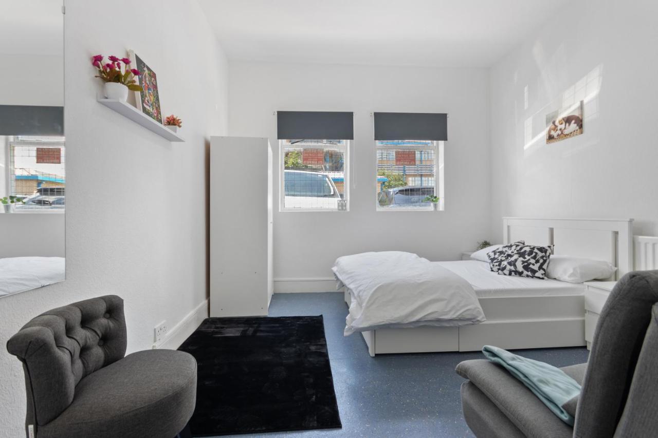 Fantastic 2bd Barking With Links To The City! Apartamento Londres