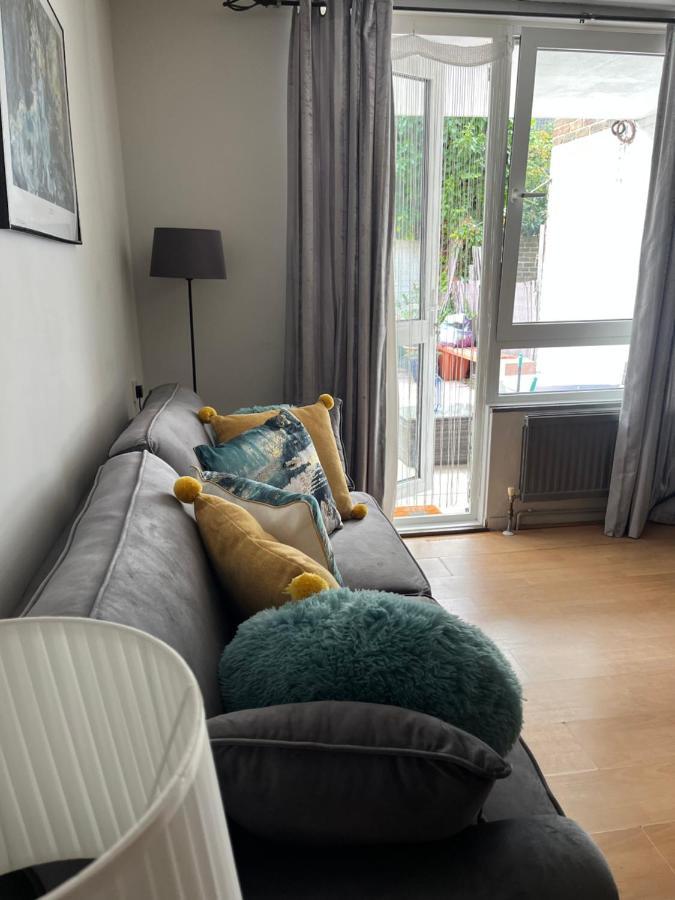1 Bedroom Garden Flat Zone 2 Apartamento *