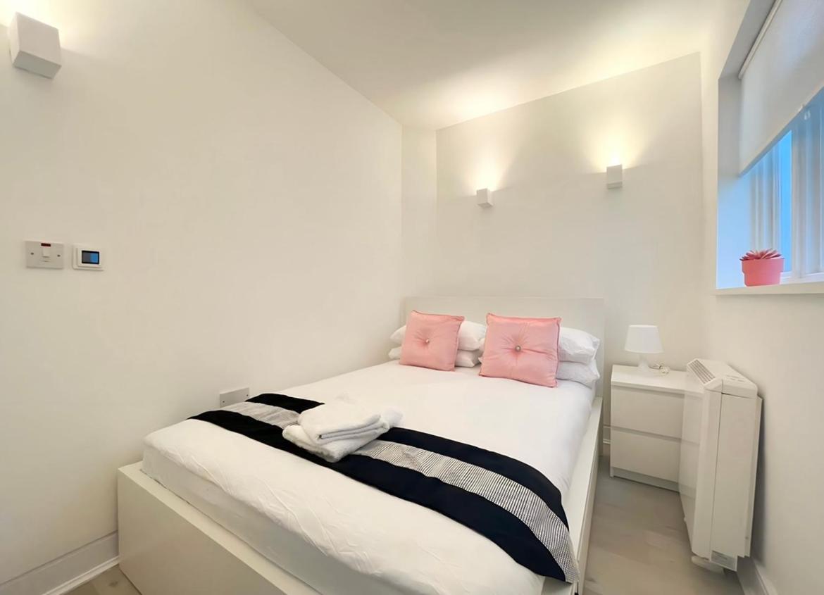 Hyde Park Two Bed Apartamento *