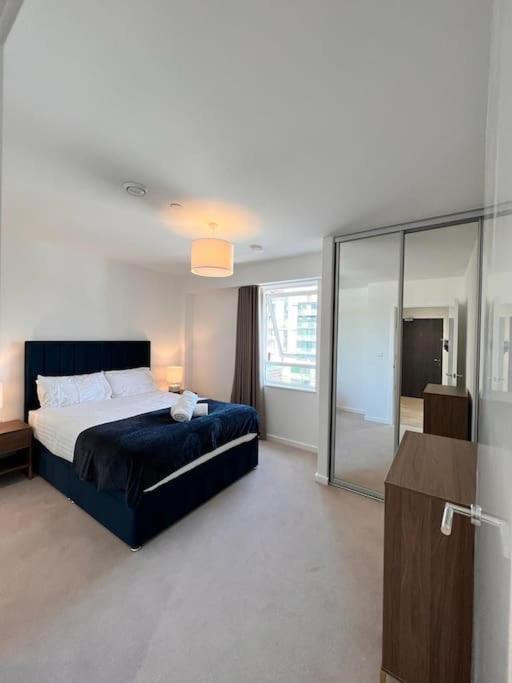 Apartamento Stylish 2-bed Flat Canning Town