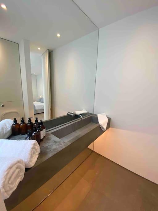 Casa de Férias Stunning 4 Bed Mews House With Patio *