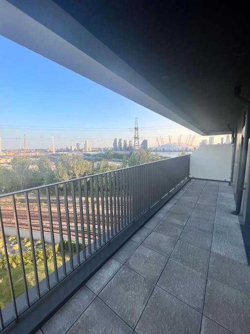 Apartamento Stylish 2-bed Flat Canning Town *