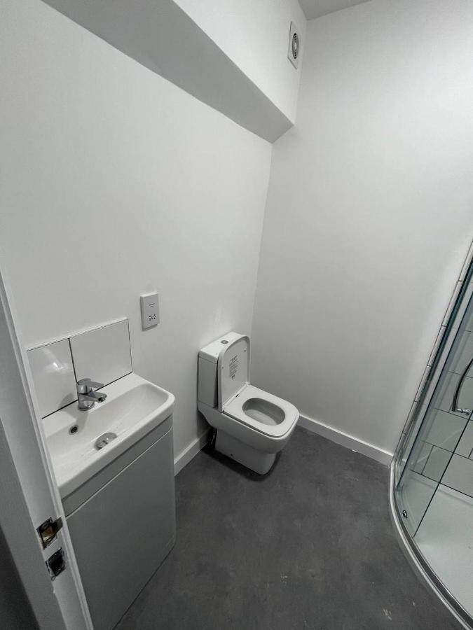 Private With En-suite In Catford, * London