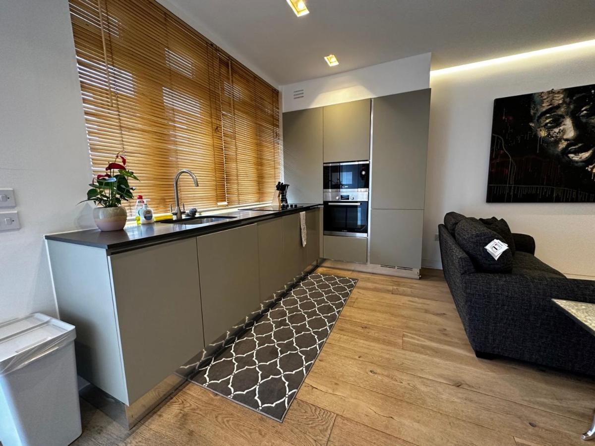Ground Floor Flat In Maida Vale *