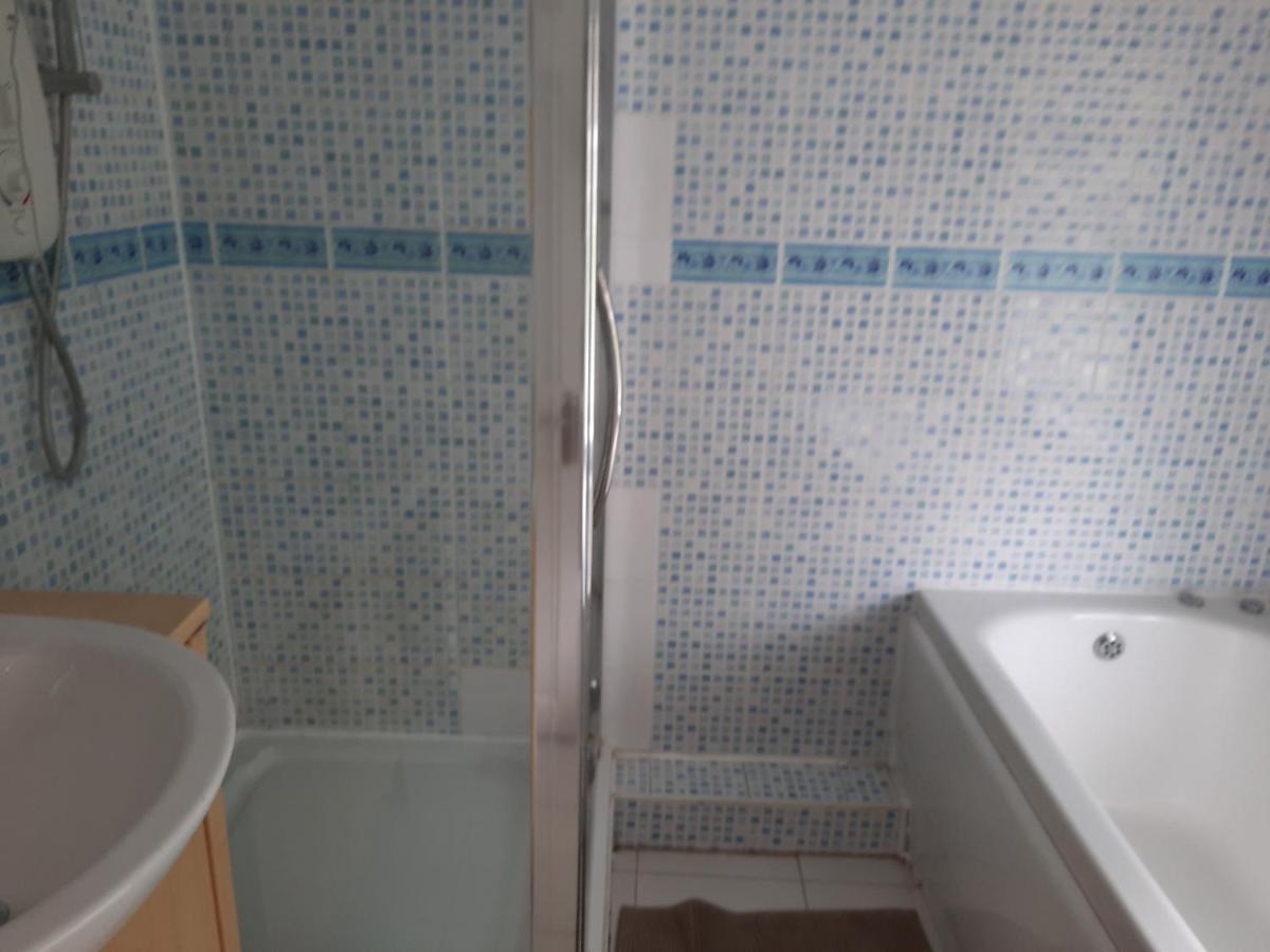 Vakantiehuis 3 Bedroom House Ealing *