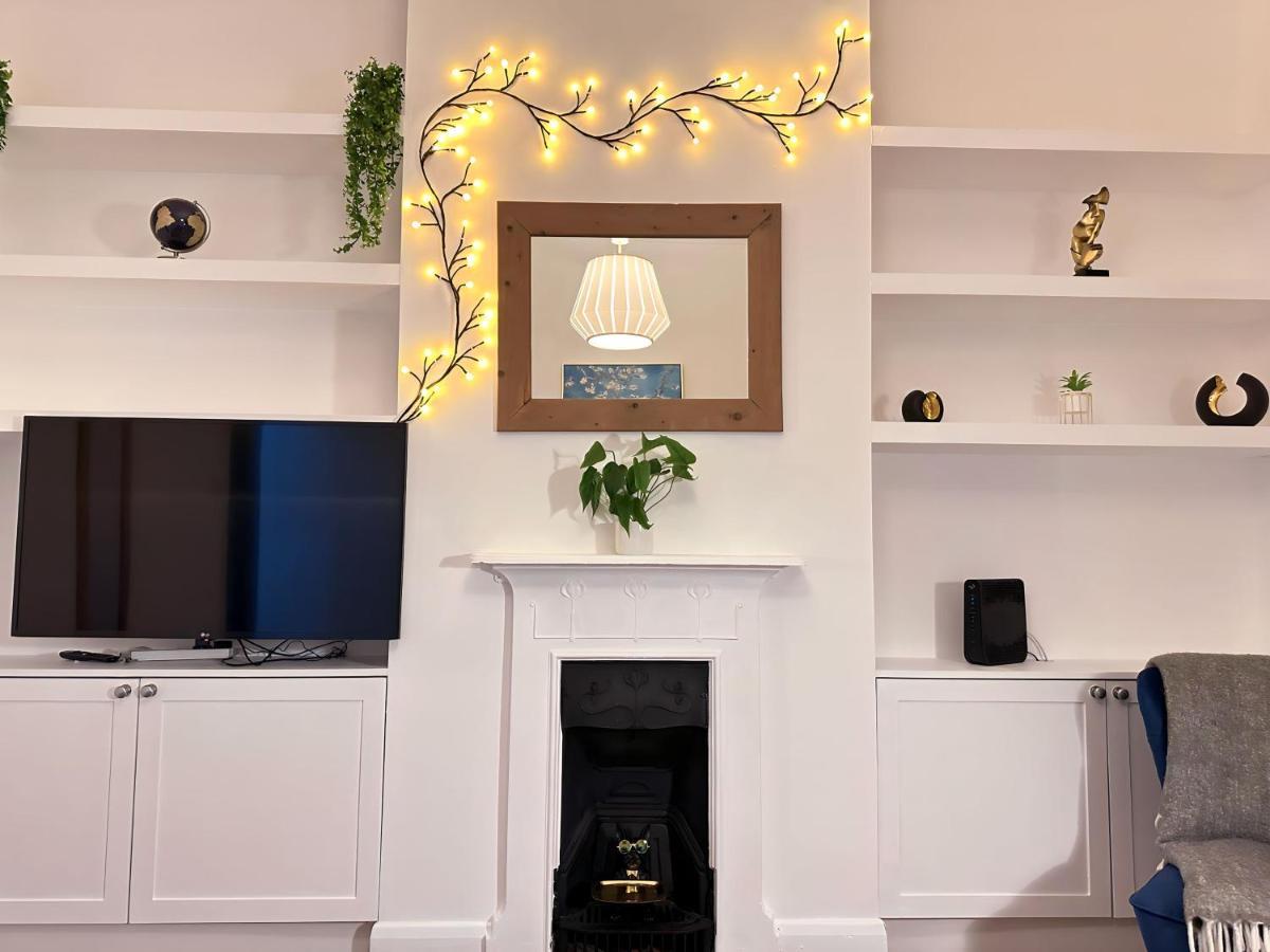 Jb Clapham, Perfect For Appartement *