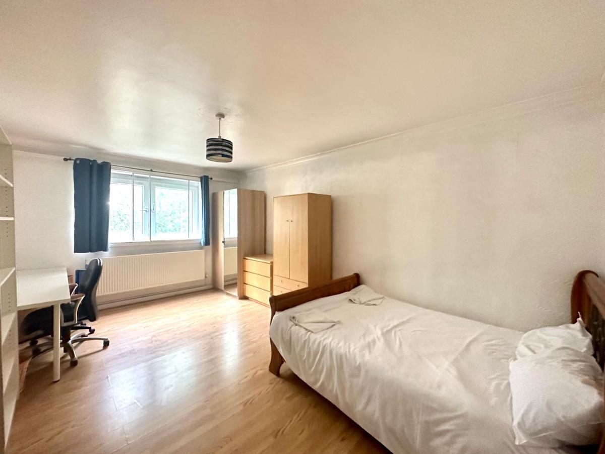 Apartamento 4 Bedroom Spacious Flat King's Cross Londres