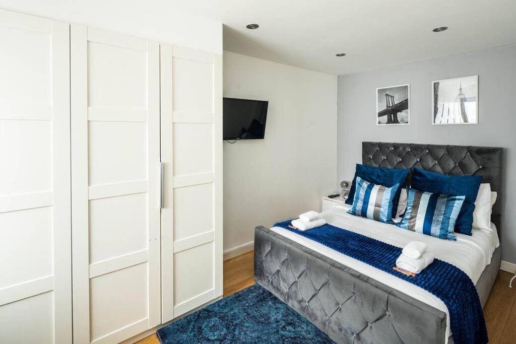 Renovated 2br, 2ba Near Hyde Park 1 Min From Tube Londres