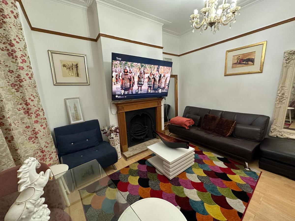 Apartamento 4 Double Bed Family 15 Mins From Central Ldn *