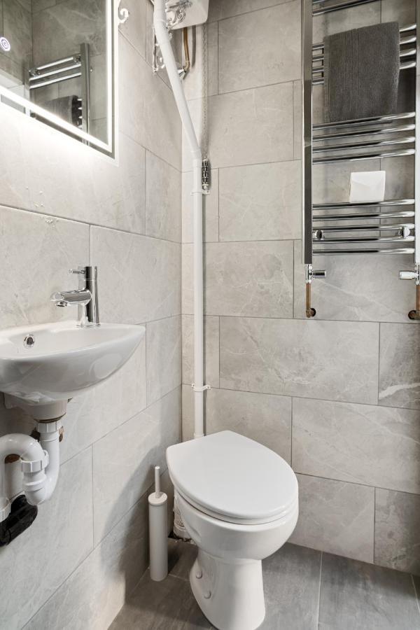 Apartment Fabulous Riverside In Putney London