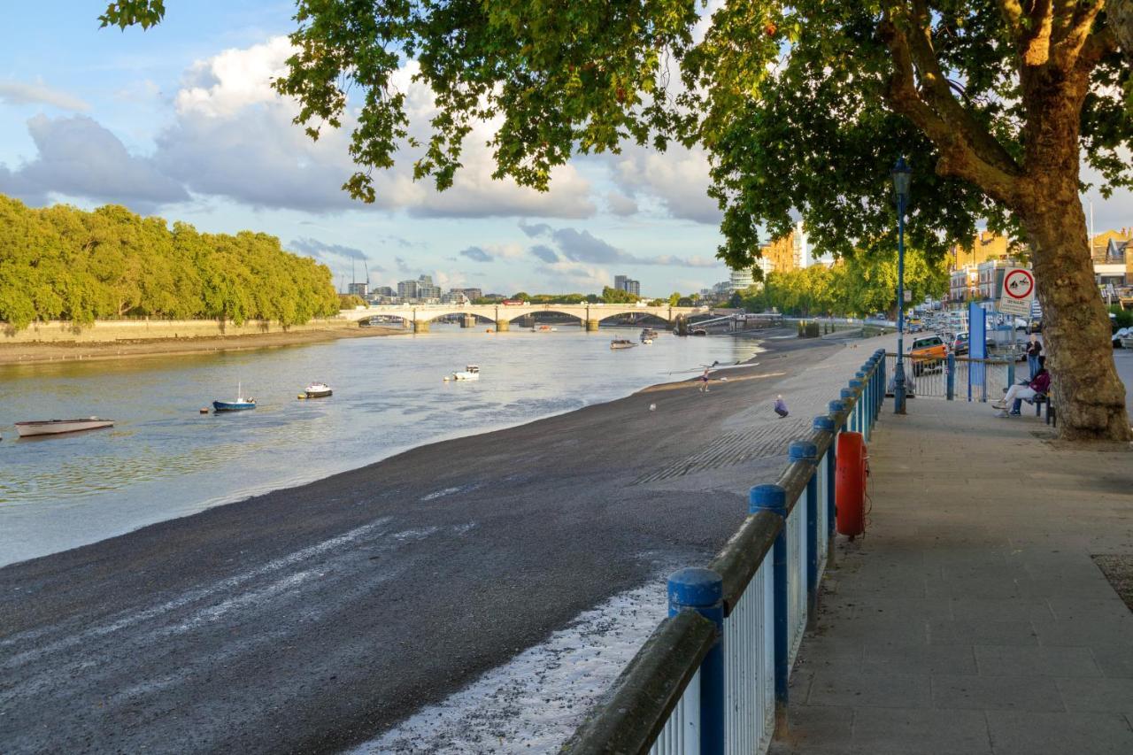 Fabulous Riverside In Putney Apartment