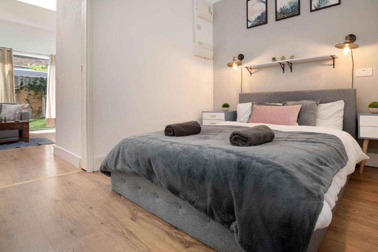 Apartment Fabulous Riverside In Putney London