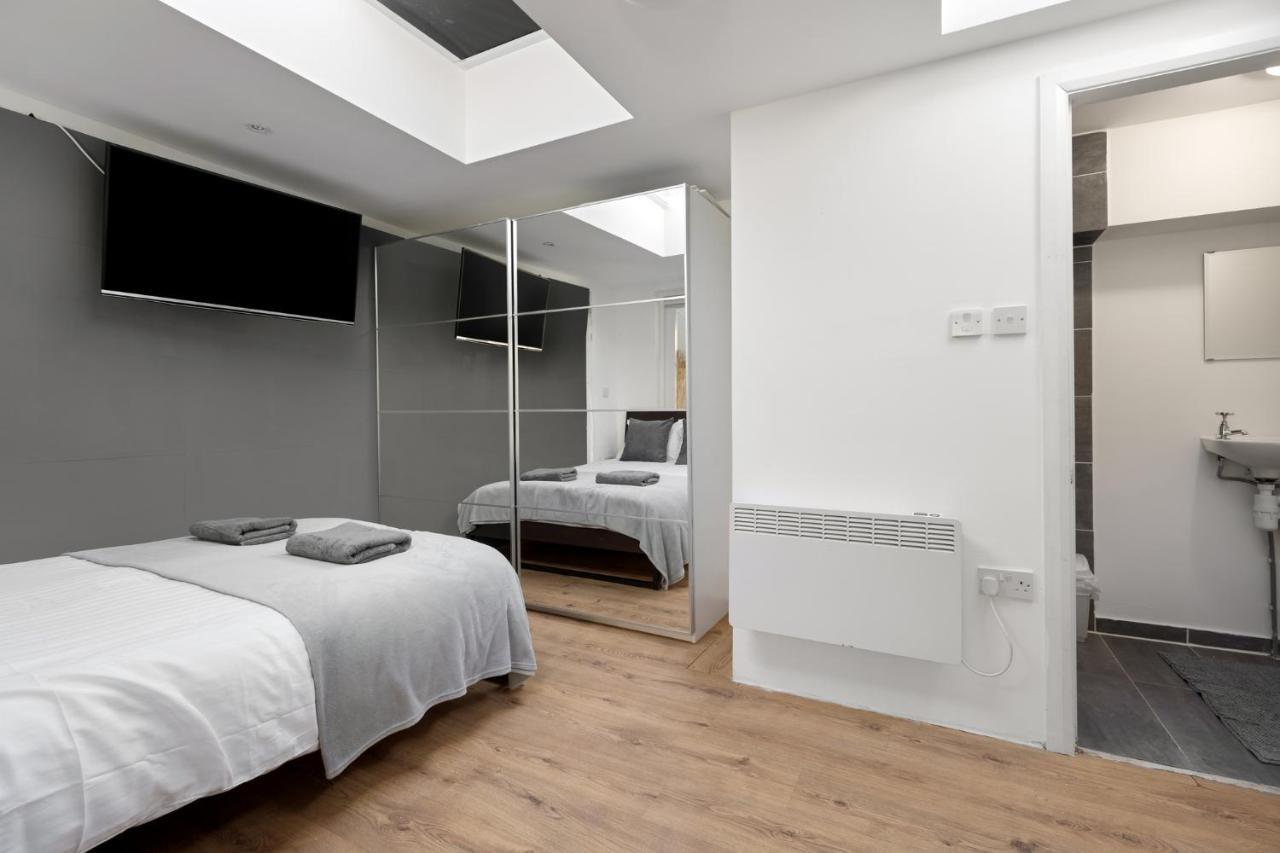 Fabulous Riverside In Putney * London