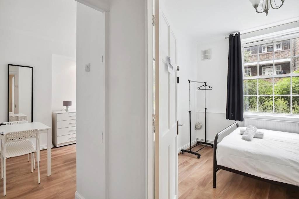 Séjour chez l'habitant Aplacetostay Apartment, Waterloo