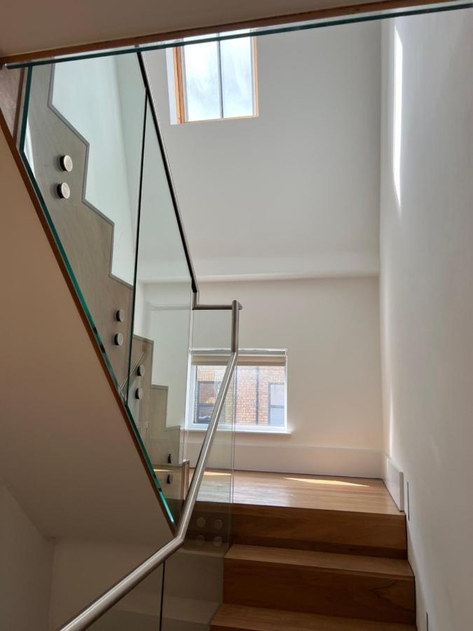 3 Bed/3.5 Bath Gated Mews House W/ Private Garden * Londres