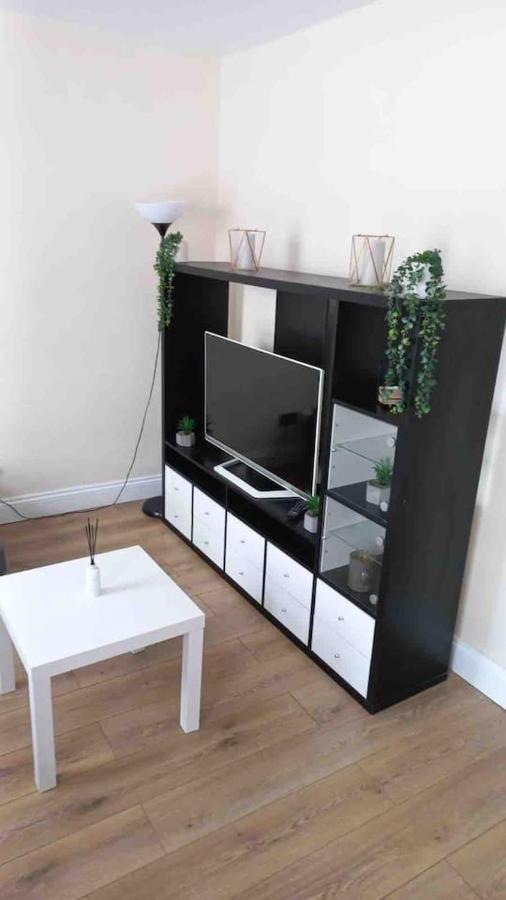 Quiet And Cozy 2 Seperate Bedrooms And 2 Bathroom With Terrace Apartamento *
