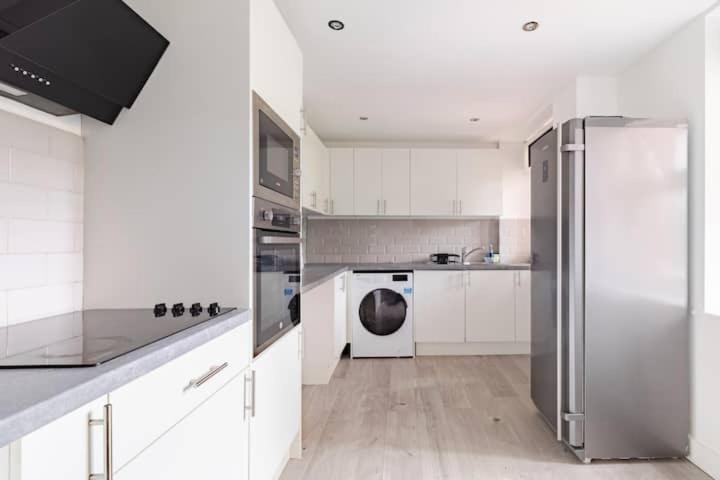 Lovely 3 Bedroom Flat In North Londres